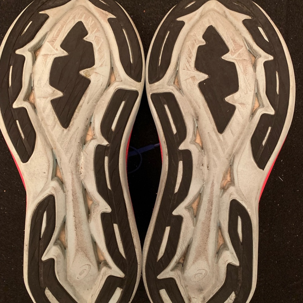ASICS Superblast - Picture 8 of 13